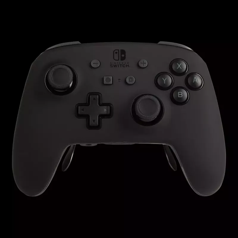Gamepad PowerA FUSION Pro Wireless controller per Nintendo Switch — bianco/nero, Bluetooth e USB-C, 900 mAh