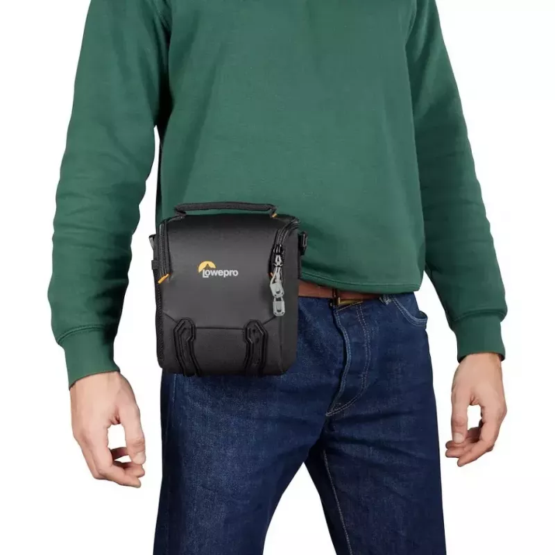 Borsa a marsupio Lowepro Adventura SH 120 III nera tracolla