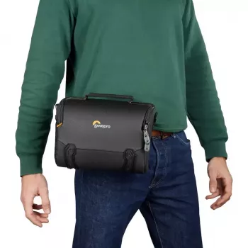 Borsa a marsupio Lowepro Adventura SH 160 III nera tracolla