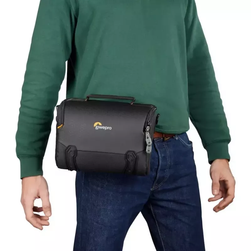 Borsa a marsupio Lowepro Adventura SH 160 III nera tracolla