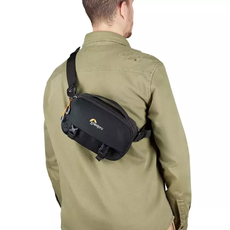 Borsa sling Lowepro Trekker Lite HP 100 nera tracolla