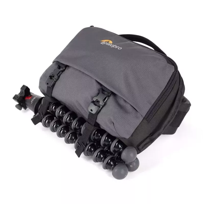 Borsa sling Lowepro LP37468-PWW grigia tracolla 1 tasca esterna