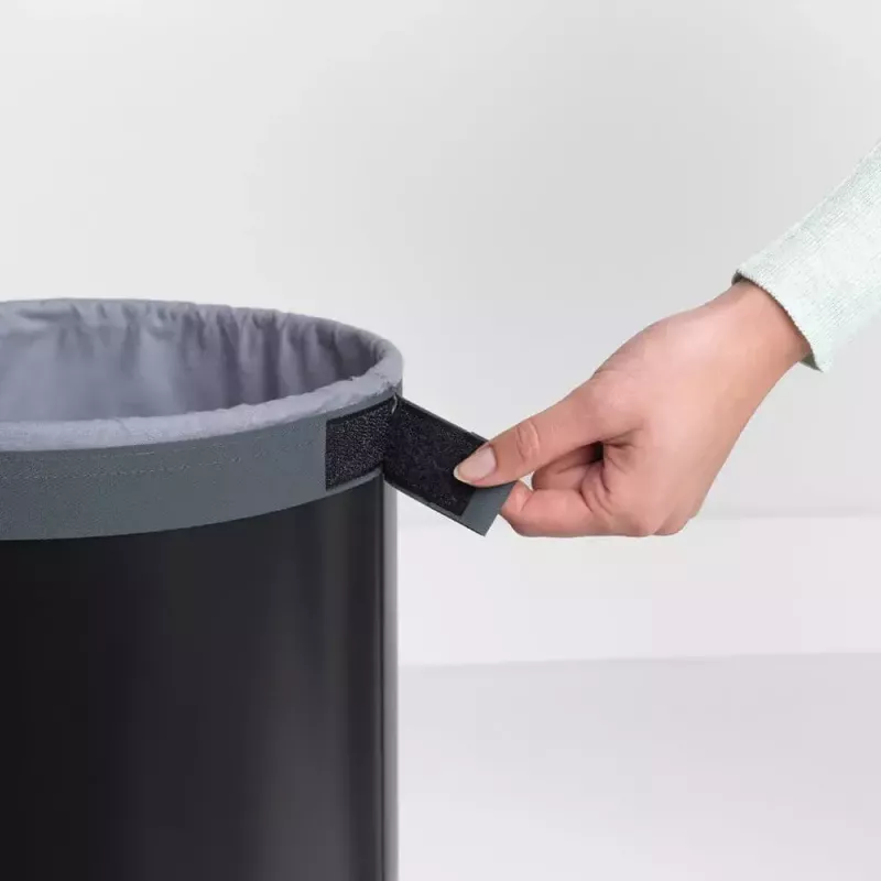 Cesto portabiancheria Brabantia 120008 35L rotondo nero