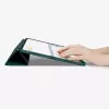 Custodia flip Spigen Urban Fit 33 cm (13 pollici) per iPad Pro 2024 verde