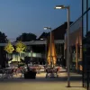 Glovii lampione LED a energia solare autonomo con controllo tramite app, sensore PIR e flusso luminoso elevato