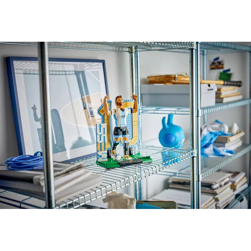 LEGO Editions Sports 43015 Lionel Messi — leggenda del calcio