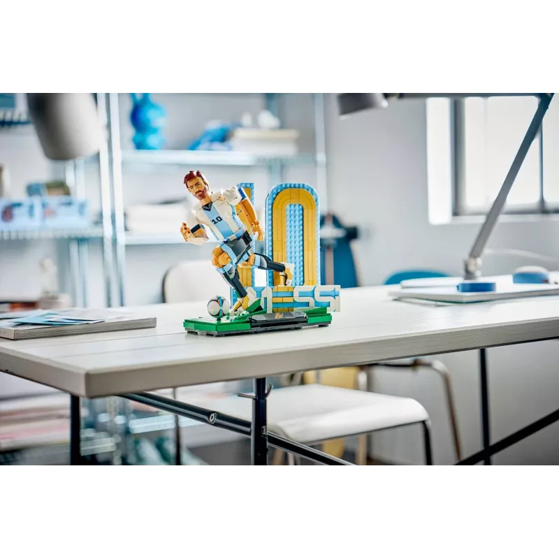 LEGO Editions Sports 43015 Lionel Messi — leggenda del calcio