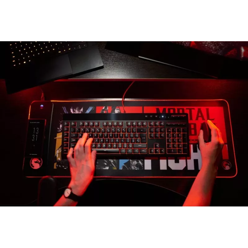 Numskull tappetino per mouse Mortal Kombat + ricarica wireless 30x80cm