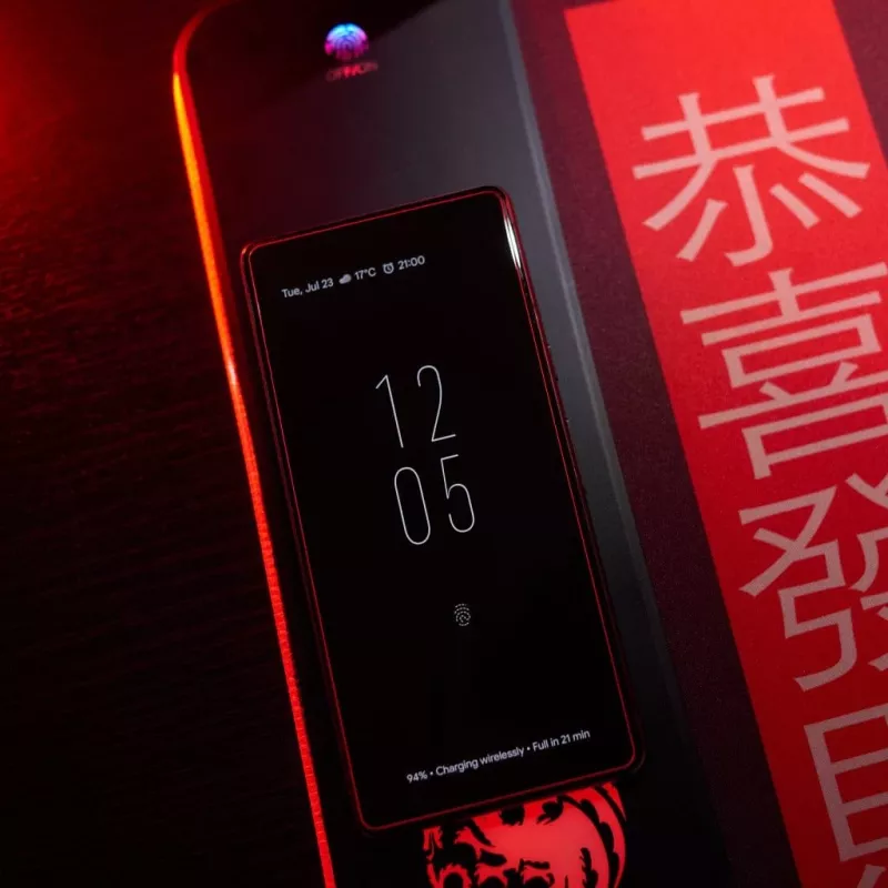 Numskull tappetino per mouse House of the Dragon + ricarica wireless 30x80cm