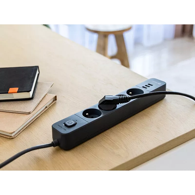 Tracer 47685 Power Line+ 5m (4 prese + 3x USB A)