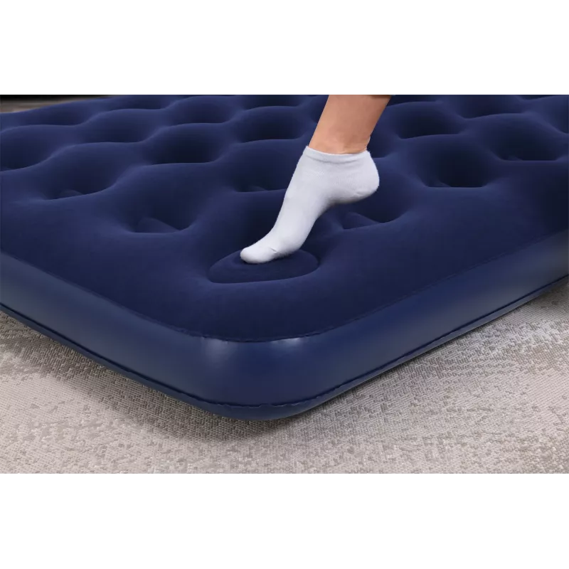 Bestway Materassino gonfiabile Full con pompa a pedale integrata 1,91 m x 1,37 m x 28 cm