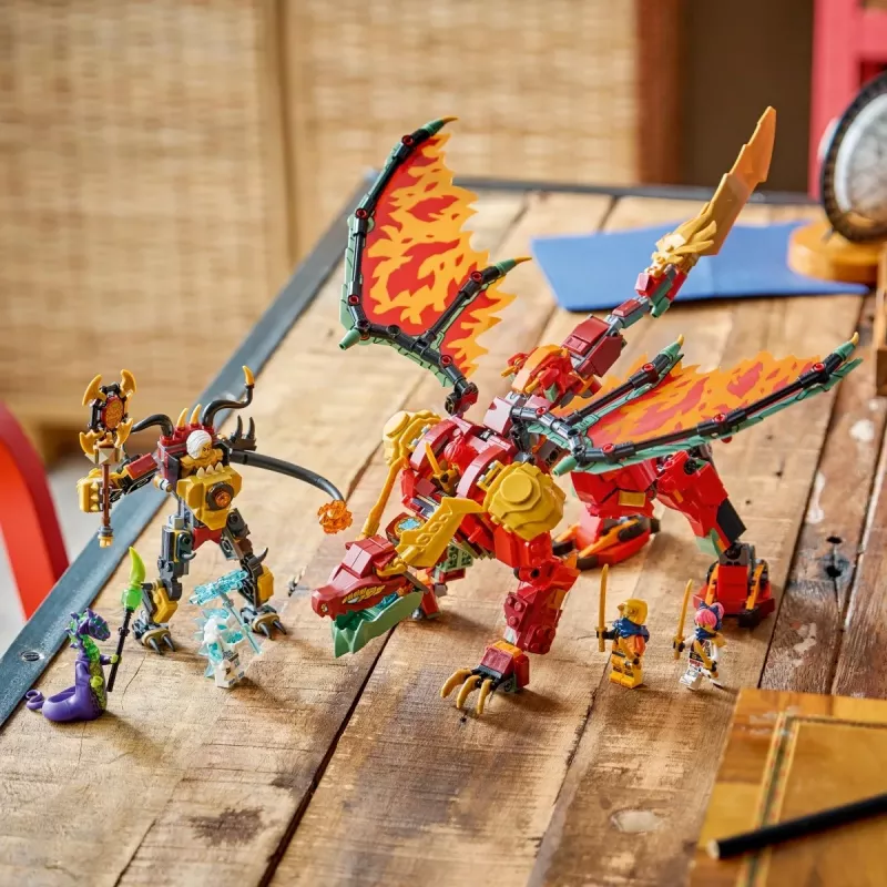 LEGO NINJAGO 71868 Mech drago trasformabile di Wyldfyre (821 pezzi)