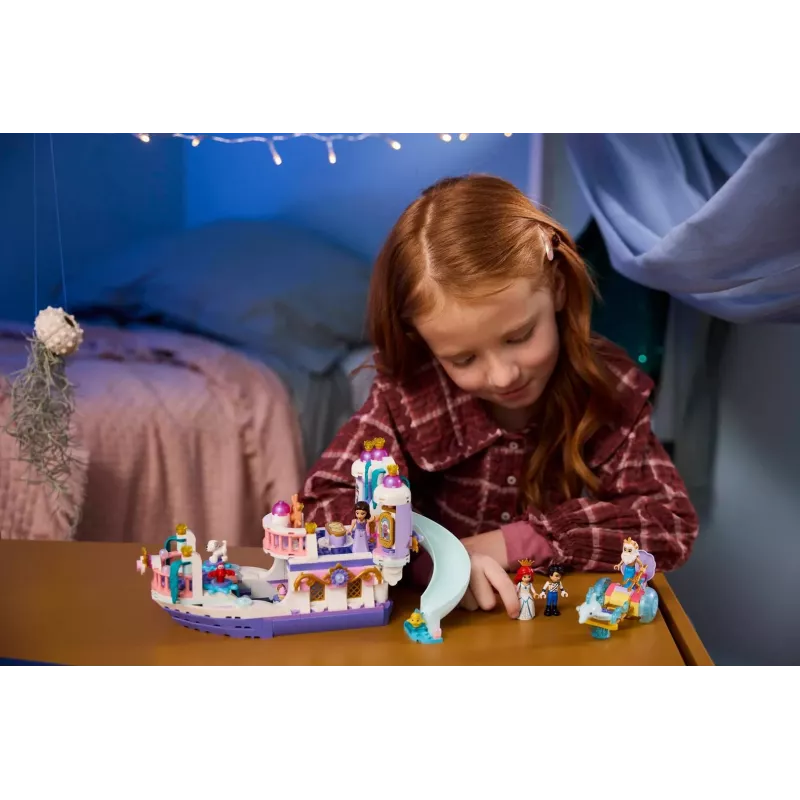LEGO Disney 43299 Barca nuziale reale di Ariel (519 pezzi)
