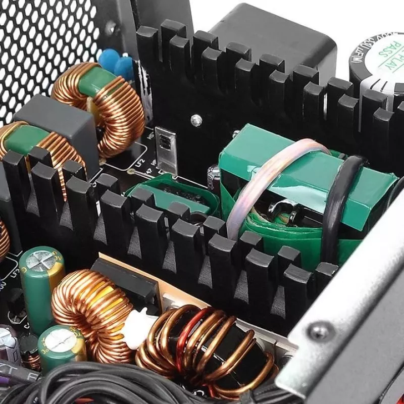 Thermaltake Smart DPS G 600W 80+ Bronze Alimentatore semi-modulare