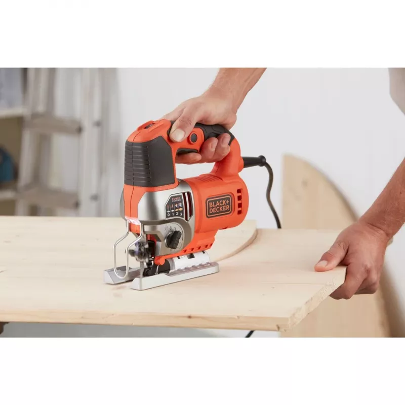 Black & Decker BES610-QS seghetto alternativo elettrico 600W con movimento pendolare