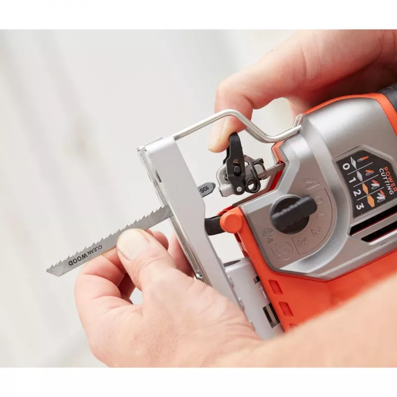 Black & Decker BES610-QS seghetto alternativo elettrico 600W con movimento pendolare