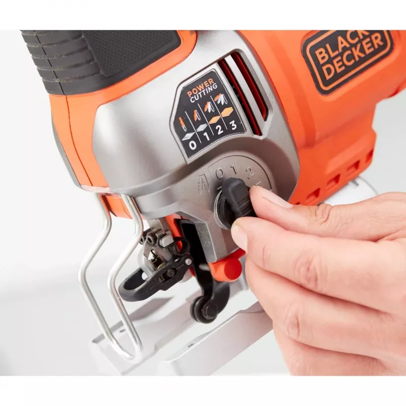 Black & Decker BES610-QS seghetto alternativo elettrico 600W con movimento pendolare