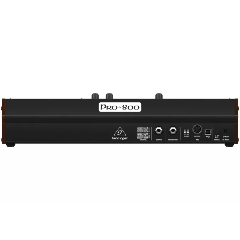 Sintetizzatore analogico Behringer PRO-800 – modulo desktop a 8 voci con 16 VCO, arpeggiatore e Poly Chain