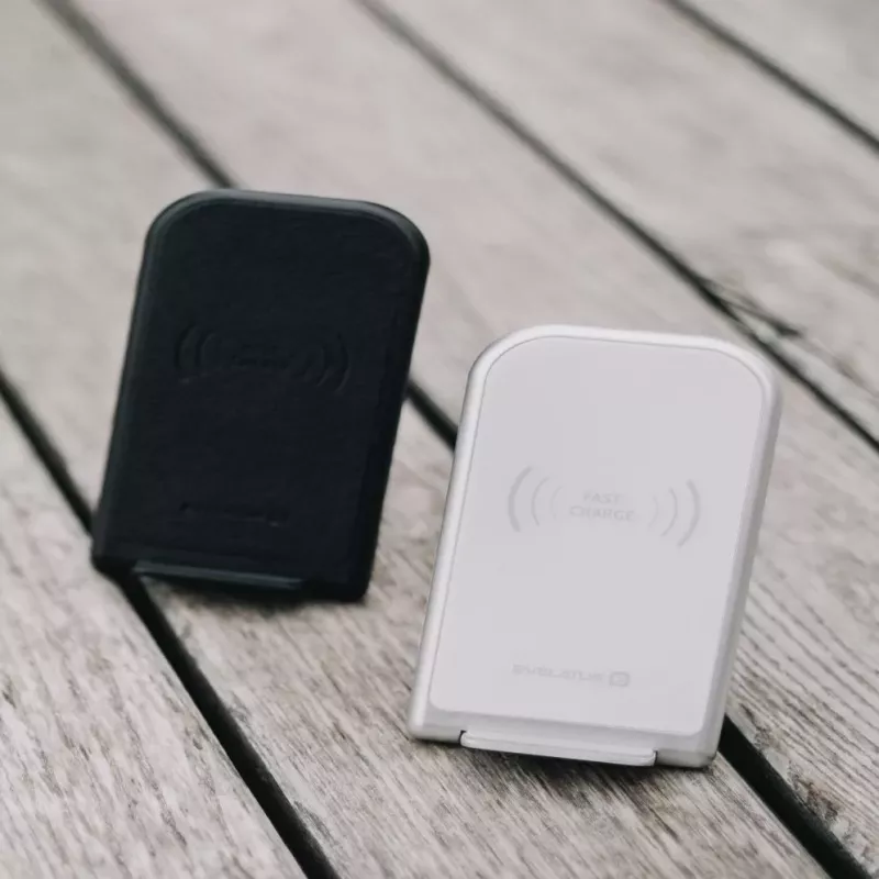 EVELATUS Caricatore Wireless da Scrivania EWD01 Bianco