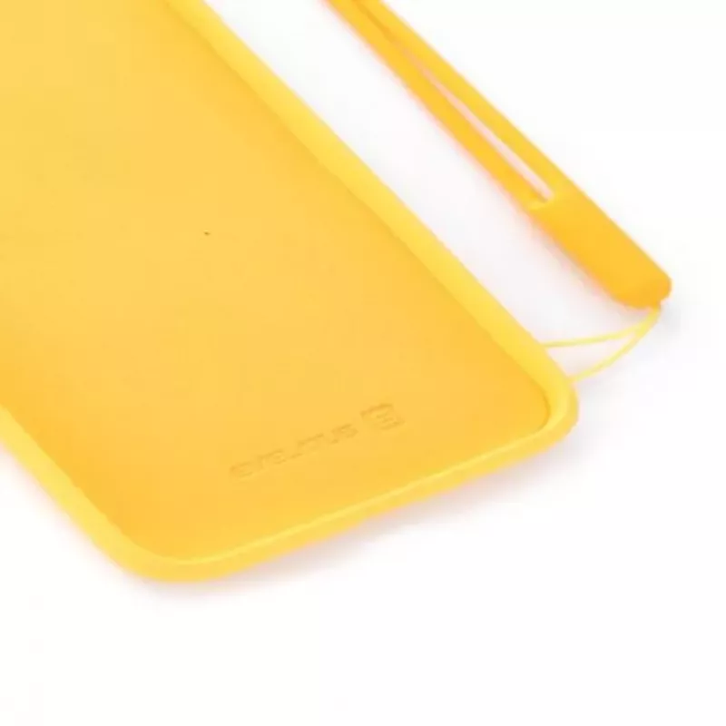 Evelatus Custodia in Silicone Soft Touch con Cinturino per iPhone 7/8/SE (2020/2022) - Gialla