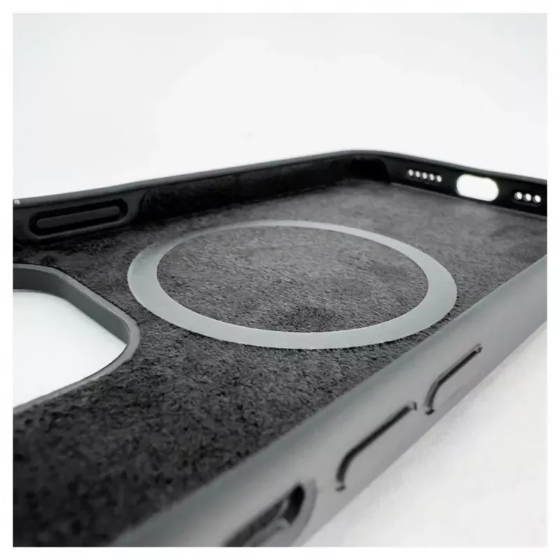 Evelatus Apple iPhone 14 Pro Max Custodia in silicone Soft Touch Premium MagSafe nera