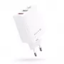 Evelatus ETC06 Caricabatterie da viaggio EU a parete 3 porte 32W USB-C / USB-A2 bianco