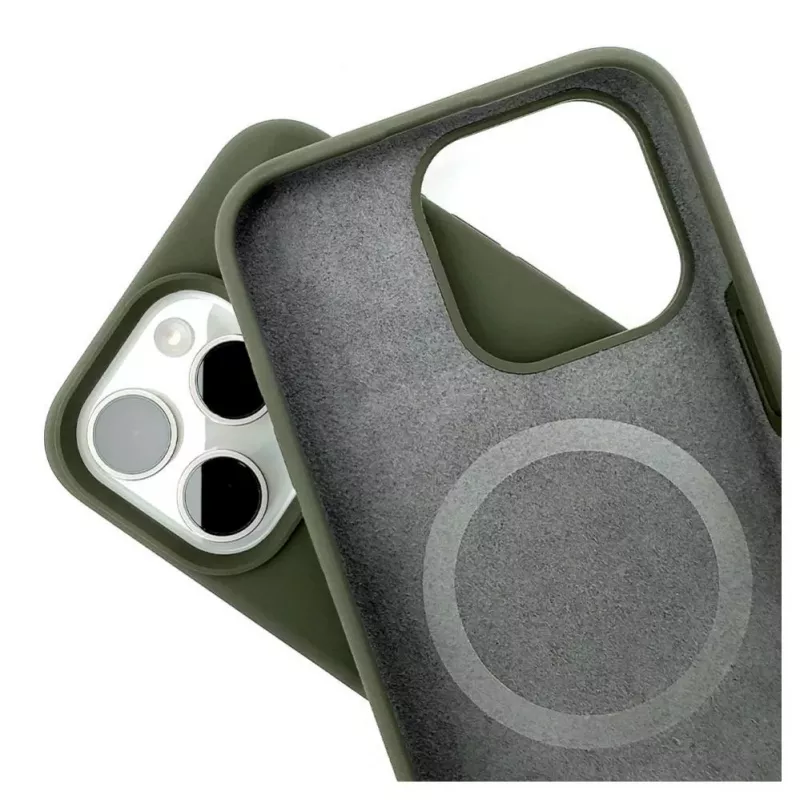 Evelatus Custodia in silicone Soft Touch Premium MagSafe per Apple iPhone 15 Pro Max verde oliva scuro