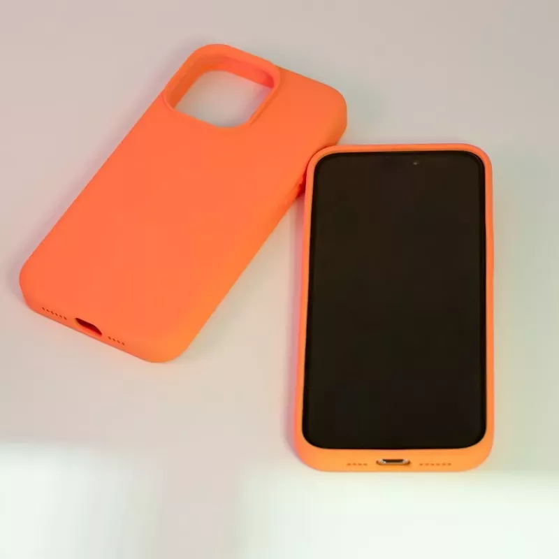 Evelatus Apple iPhone 15 Pro Max Custodia in silicone Soft Touch Premium MagSafe New Function arancione