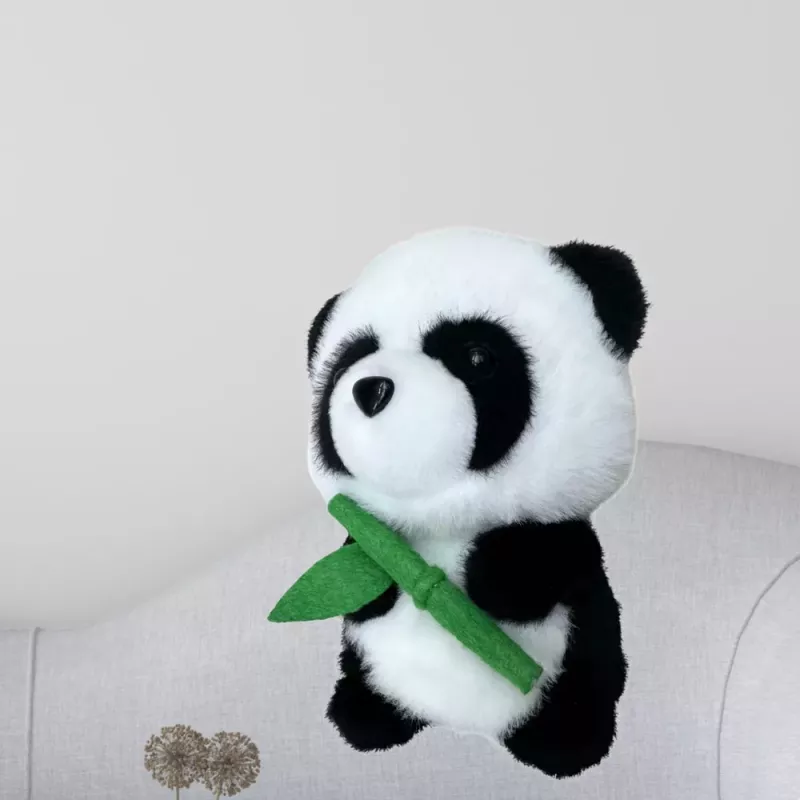LEAN TOYS Peluche mascotte peluche panda con bambù 18 cm