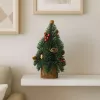 LEAN Albero di Natale decorativo su tronco con bacche rosse e pigne 38 x 15 cm