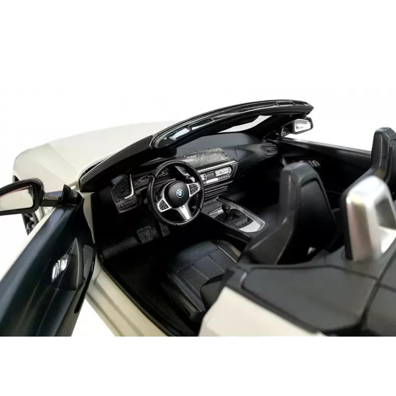 BMW Z4 Roadster auto R/C Rastar 1:14 bianca