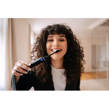 TrueLife SonicBrush Clean70 UV Spazzolino sonico, nero