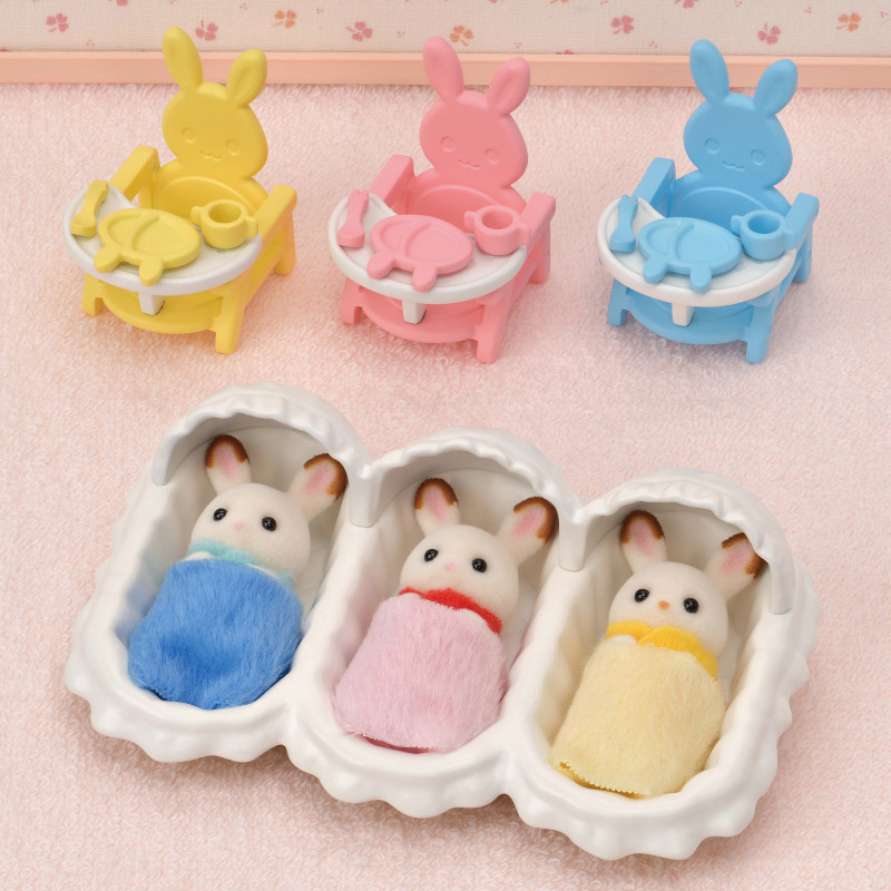 Sylvanian Families set starter tre gemelli - set gioco accessori per la cura dei bebè