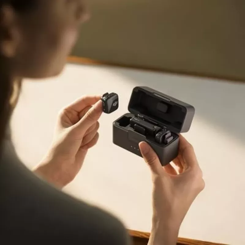 DJI Mic Mini (2 TX + 1 RX + custodia di ricarica) kit microfono wireless - grigio scuro