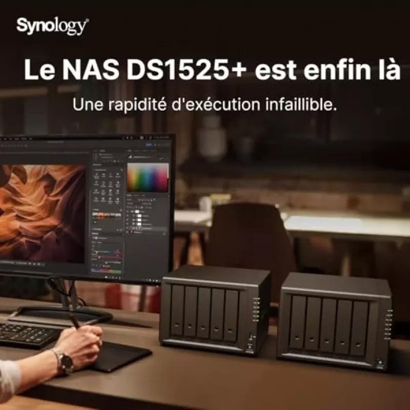 Synology DiskStation DS1525+ NAS/Storage Server Ryzen Embedded V1500B 8 GB DDR4 0 TB nero