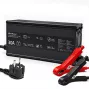 Qoltec Caricabatterie LiFePO4 12V 30A con indicatori LED e caricamento intelligente a 3 stadi