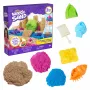 Kinetic Sand Beach Adventure set - 907g sabbia in 3 colori con formine, strumenti e vasca da gioco