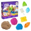 Kinetic Sand Beach Adventure set - 907g sabbia in 3 colori con formine, strumenti e vasca da gioco