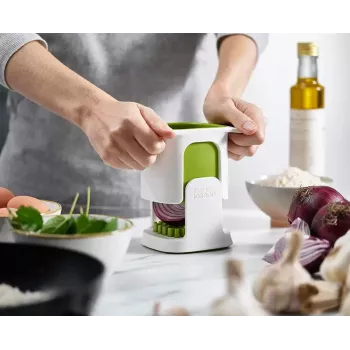 Joseph Joseph ChopCup tritatutto per verdure bianco