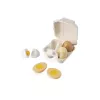 Janod Cartone delle uova in cartone pressato con 4 uova in legno - Set alimenti per gioco di ruolo
