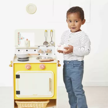 Janod Cucina giocattolo in legno con 10 accessori Shiny Grandma 3+