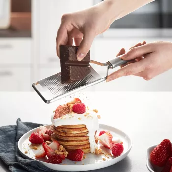 GEFU PRIMELINE Mini Grattugia fine acciaio inox/nero