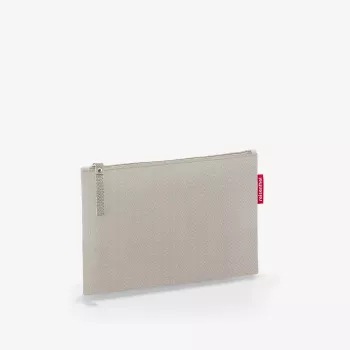 Reisenthel Case 1 Herringbone Sand Pochette beauty