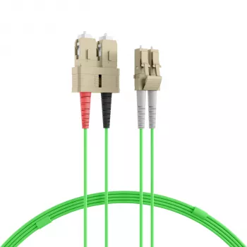 EFB Elektronik IPL-DR-LCUSCU-5-0050 Cavo patch in fibra ottica, 0,5 m, OM5, LC su SC, duplex, LSZH, verde lime