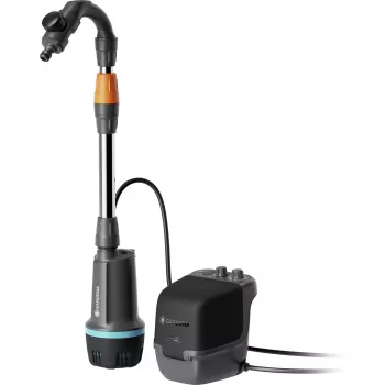 Gardena Pompa per cisterna pioggia a batteria 2600 Comfort 18V P4A Set pronto all'uso (14604-20)