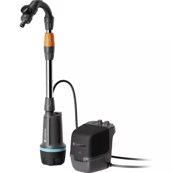 Gardena 14605-20 Pompa per cisterna pioggia a batteria 2400 ComfortAutomatic 18V P4A Set completo