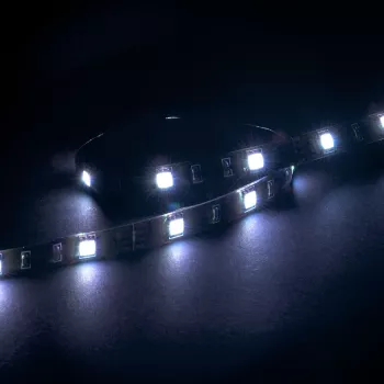 Akasa Vegas M AK-LD05-50WH - Striscia LED per illuminazione case PC (bianco, 50 cm)