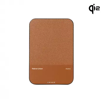 Native Union (Re)Classic Qi2 Power Bank - powerbank magnetica 5000 mAh compatibile con MagSafe e Qi2, cavo USB-C a USB-C 15 cm incluso (Tan)