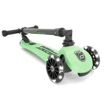 Scoot & Ride Highwaykick 3 LED Kiwi monopattino a 3 ruote