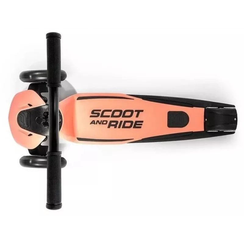 Scoot & Ride Highwaykick 5 LED Peach monopattino a 3 ruote